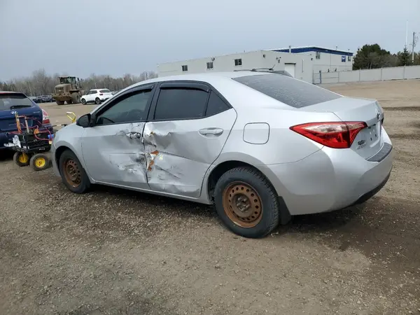 2T1BURHE2HC814976 2017 TOYOTA COROLLA - Image 2