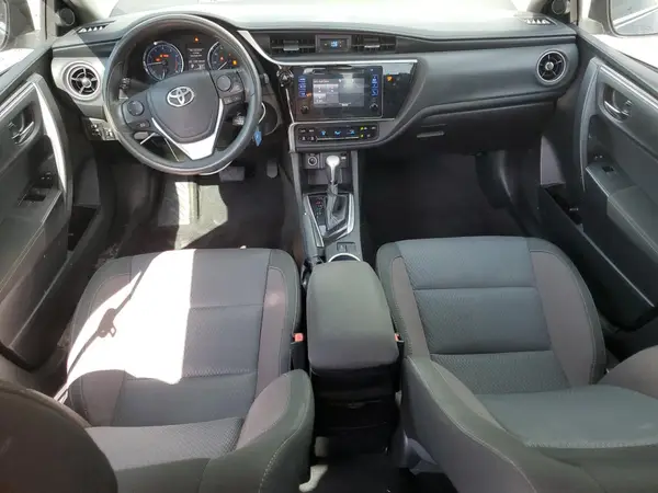 2T1BURHE2HC825699 2017 TOYOTA COROLLA - Image 8