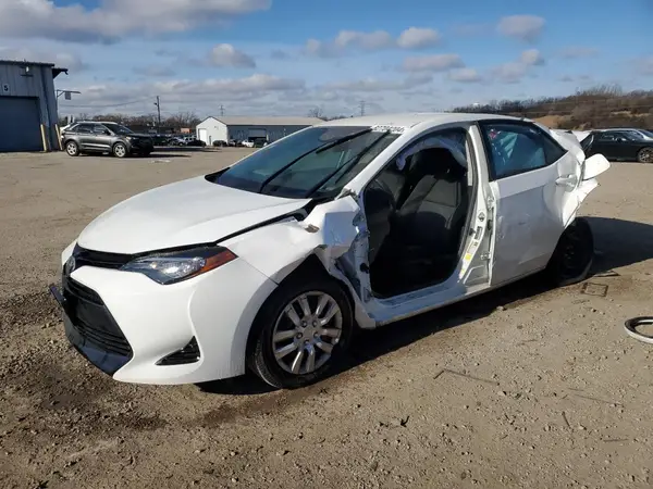 2T1BURHE2HC829476 2017 TOYOTA COROLLA - Image 1