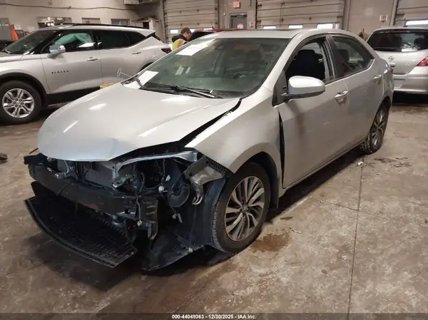 2T1BURHE2HC832667 2017 TOYOTA COROLLA - Image 2
