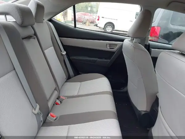 2T1BURHE2HC838386 2017 TOYOTA COROLLA - Image 8