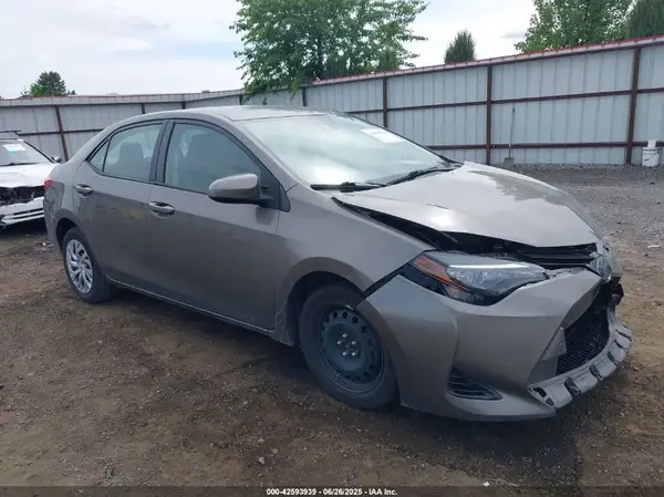 2T1BURHE2HC839229 2017 TOYOTA COROLLA - Image 1