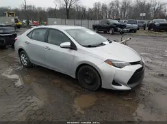 2T1BURHE2HC840333 2017 TOYOTA COROLLA
