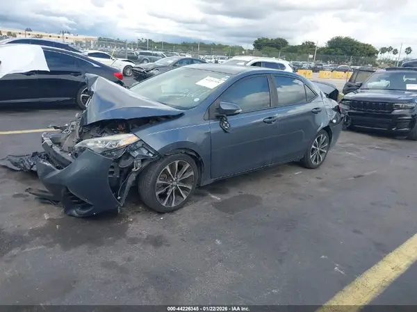 2T1BURHE2HC843667 2017 TOYOTA COROLLA - Image 2