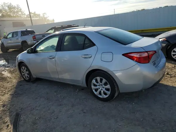 2T1BURHE2HC845211 2017 TOYOTA COROLLA - Image 2