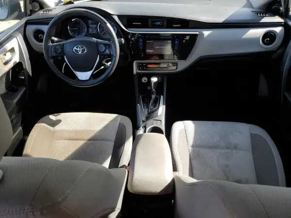 2T1BURHE2HC845211 2017 TOYOTA COROLLA - Image 8