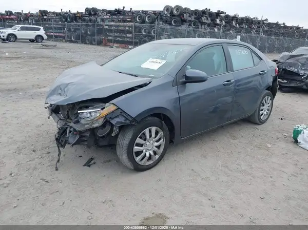 2T1BURHE2HC847850 2017 TOYOTA COROLLA - Image 2