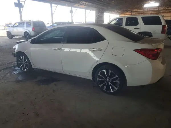 2T1BURHE2HC848173 2017 TOYOTA COROLLA - Image 2