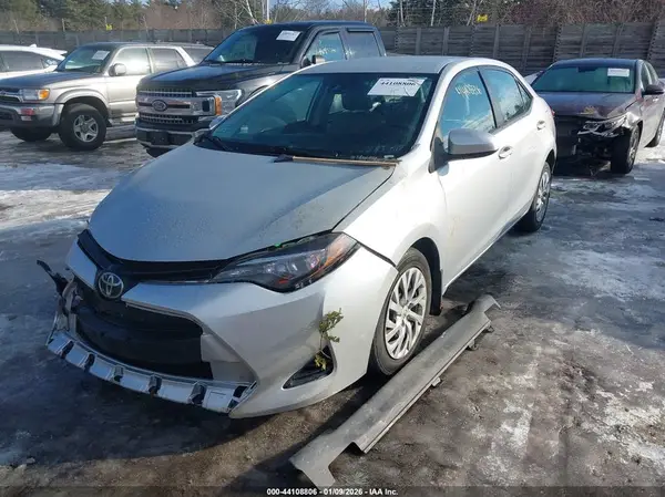 2T1BURHE2HC854877 2017 TOYOTA COROLLA - Image 2