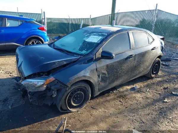 2T1BURHE2HC856306 2017 TOYOTA COROLLA - Image 2