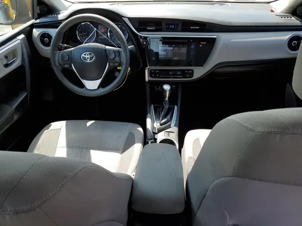2T1BURHE2HC862302 2017 TOYOTA COROLLA - Image 8