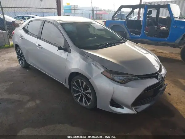 2T1BURHE2HC865152 2017 TOYOTA COROLLA - Image 1
