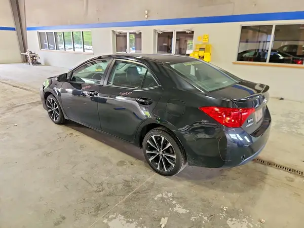 2T1BURHE2HC867161 2017 TOYOTA COROLLA - Image 2