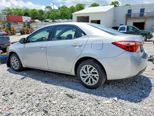 2T1BURHE2HC875910 2017 TOYOTA COROLLA - Image 2