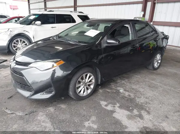 2T1BURHE2HC888124 2017 TOYOTA COROLLA - Image 2