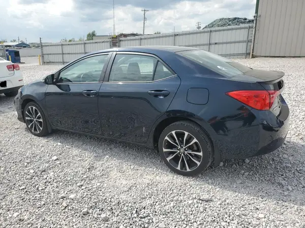 2T1BURHE2HC888852 2017 TOYOTA COROLLA - Image 2