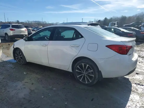 2T1BURHE2HC890987 2017 TOYOTA COROLLA - Image 2