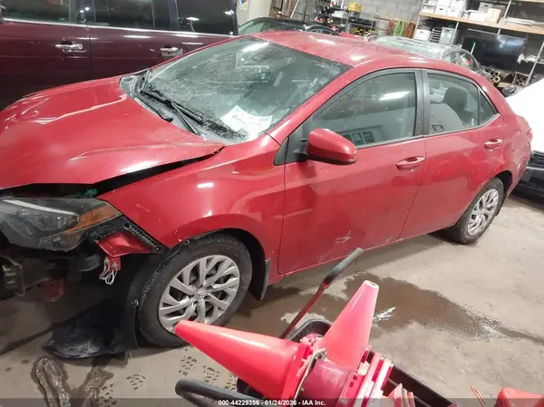 2T1BURHE2HC893274 2017 TOYOTA COROLLA - Image 2