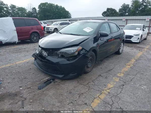 2T1BURHE2HC895218 2017 TOYOTA COROLLA - Image 2