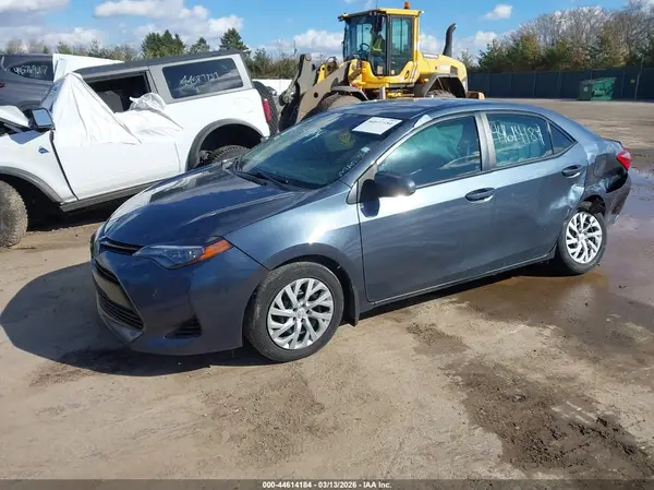 2T1BURHE2HC907805 2017 TOYOTA COROLLA - Image 2