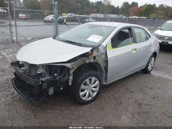 2T1BURHE2HC908694 2017 TOYOTA COROLLA - Image 2