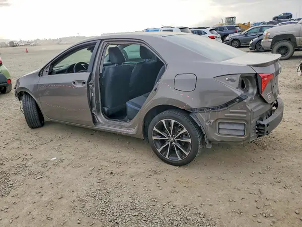 2T1BURHE2HC912678 2017 TOYOTA COROLLA - Image 2