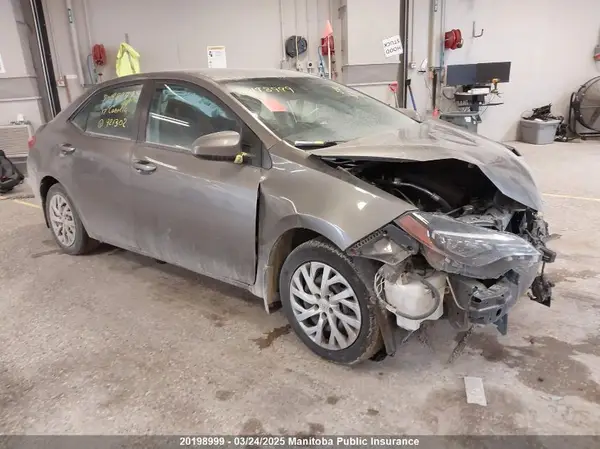 2T1BURHE2HC921302 2017 TOYOTA COROLLA - Image 1