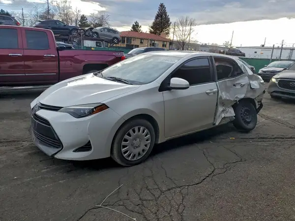 2T1BURHE2HC921753 2017 TOYOTA COROLLA
