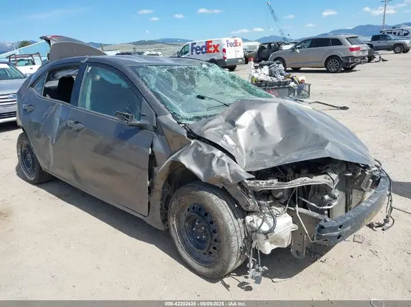 2T1BURHE2HC922899 2017 TOYOTA COROLLA - Image 1