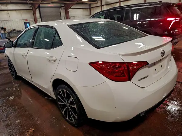 2T1BURHE2HC924782 2017 TOYOTA COROLLA - Image 2