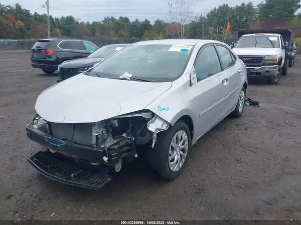 2T1BURHE2HC925981 2017 TOYOTA COROLLA - Image 2