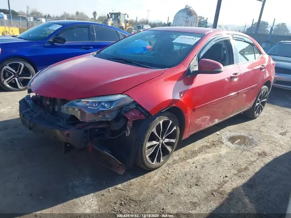 2T1BURHE2HC933112 2017 TOYOTA COROLLA - Image 2