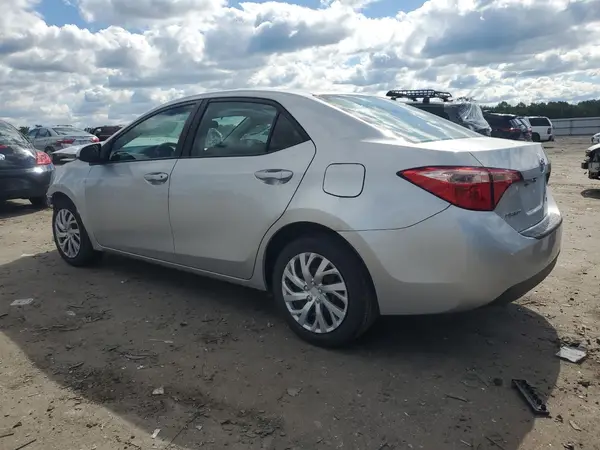 2T1BURHE2HC933529 2017 TOYOTA COROLLA - Image 2