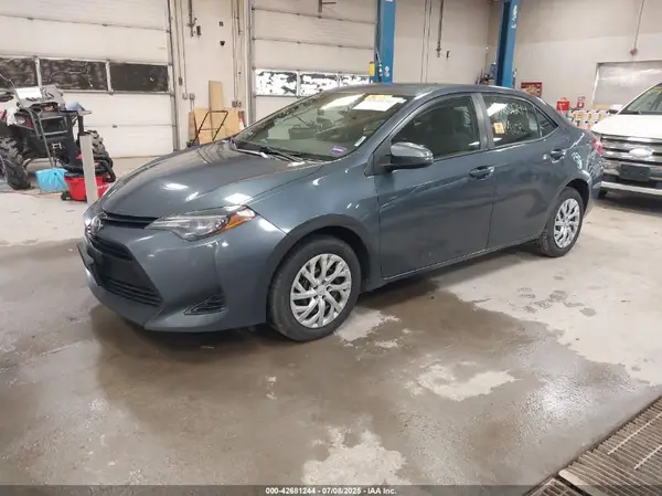 2T1BURHE2HC940495 2017 TOYOTA COROLLA - Image 2
