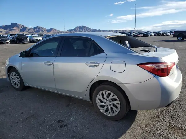 2T1BURHE2HC943722 2017 TOYOTA COROLLA - Image 2