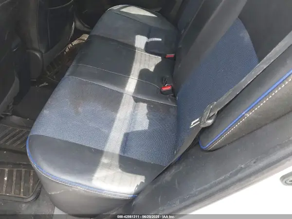 2T1BURHE2HC944143 2017 TOYOTA COROLLA - Image 8