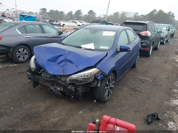 2T1BURHE2HC945549 2017 TOYOTA COROLLA - Image 2