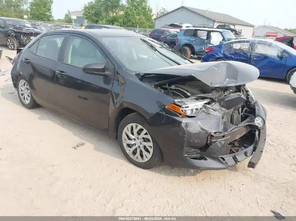 2T1BURHE2HC953019 2017 TOYOTA COROLLA - Image 1