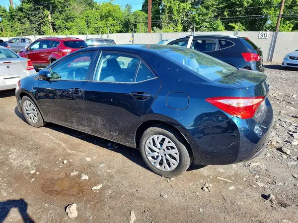 2T1BURHE2HC959239 2017 TOYOTA COROLLA - Image 2