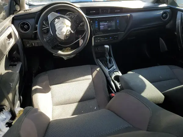 2T1BURHE2JC000798 2018 TOYOTA COROLLA - Image 8