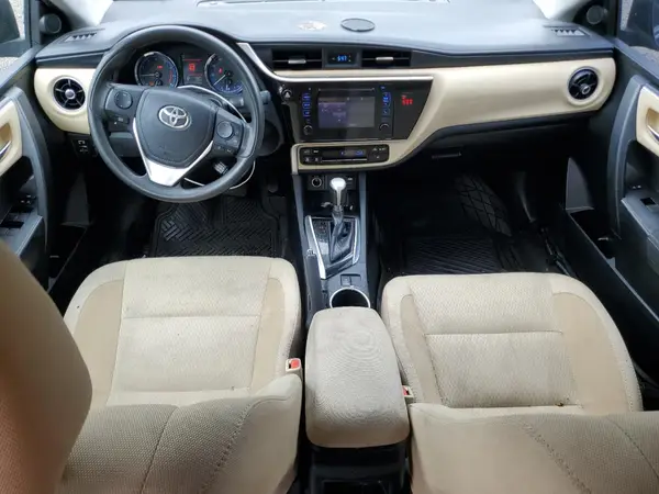 2T1BURHE2JC004513 2018 TOYOTA COROLLA - Image 8