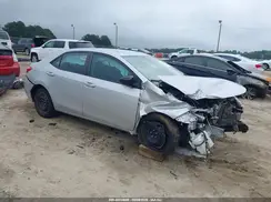 2T1BURHE2JC005497 2018 TOYOTA COROLLA