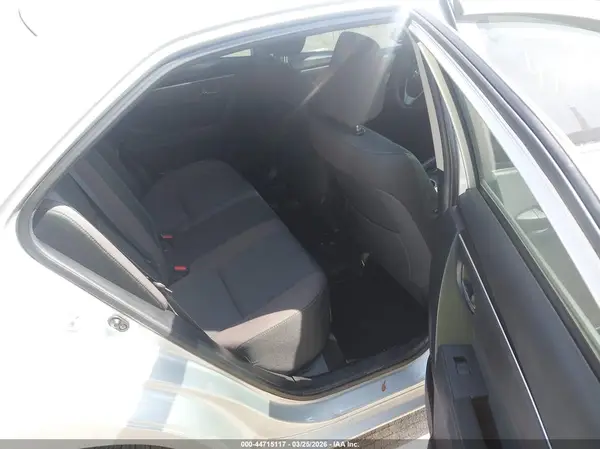 2T1BURHE2JC008867 2018 TOYOTA COROLLA - Image 8