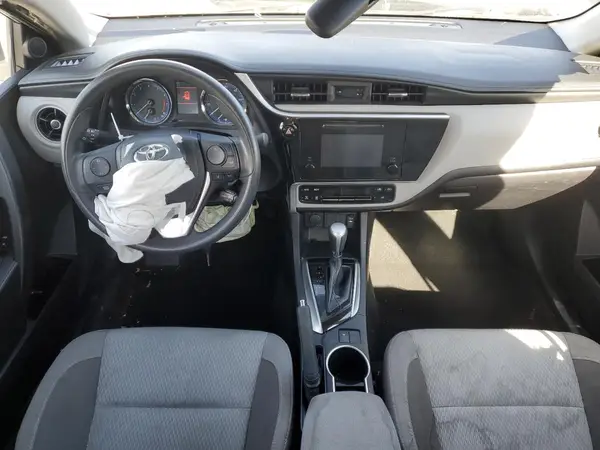 2T1BURHE2JC010487 2018 TOYOTA COROLLA - Image 8
