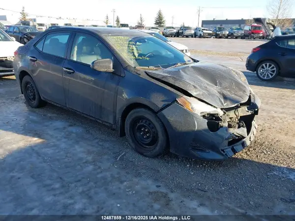 2T1BURHE2JC018489 2018 TOYOTA COROLLA - Image 1