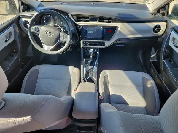 2T1BURHE2JC018556 2018 TOYOTA COROLLA - Image 8