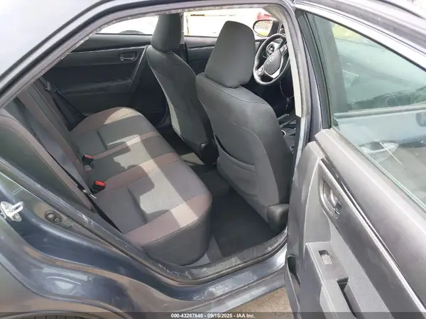 2T1BURHE2JC021070 2018 TOYOTA COROLLA - Image 8