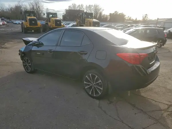 2T1BURHE2JC024504 2018 TOYOTA COROLLA - Image 2
