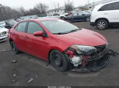 2T1BURHE2JC024597 2018 TOYOTA COROLLA