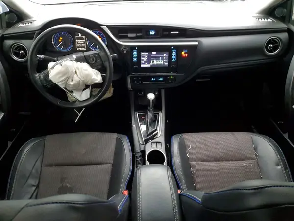 2T1BURHE2JC025412 2018 TOYOTA COROLLA - Image 8